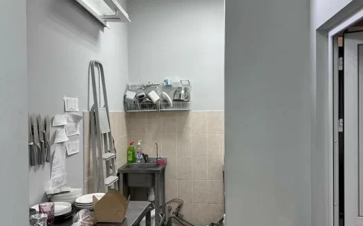 Аренда помещения 68,1 кв.м. в ТЦ на ул. Лукьяновича, 4Б в Минске