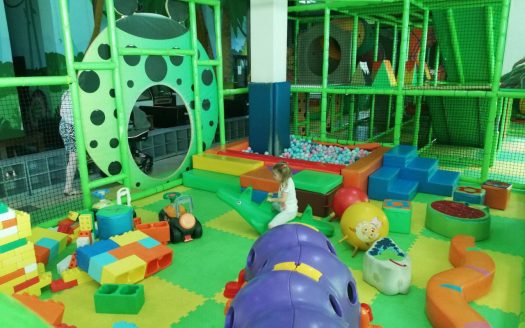 Аренда торгового помещения 415,9 кв.м. -ТЦ «Маяк» — ул. Парижской Коммуны, 2-1 — г. Слуцк