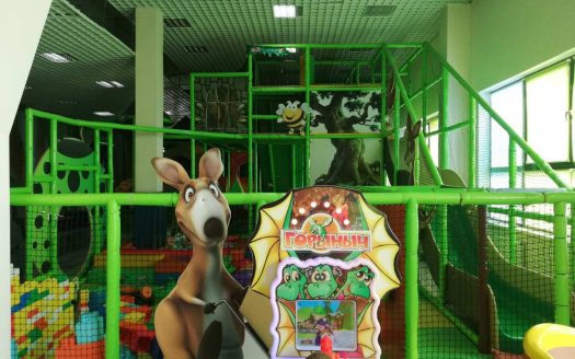 Аренда торгового помещения 415,9 кв.м. -ТЦ «Маяк» — ул. Парижской Коммуны, 2-1 — г. Слуцк