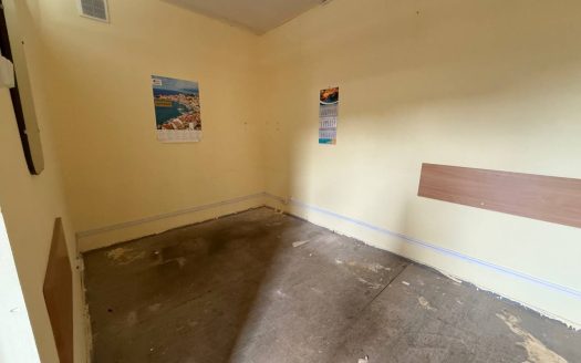 Аренда кладовой 11,3 кв.м. — Бровки, 30