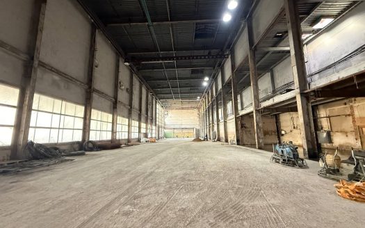 Аренда помещения 2586,8 кв.м. под склад/производство — пр. Пушкина, 68