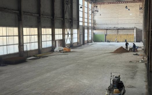 Аренда помещения 2586,8 кв.м. под склад/производство — пр. Пушкина, 68