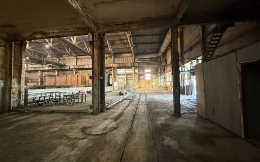 Аренда помещения 2586,8 кв.м. под склад/производство — пр. Пушкина, 68