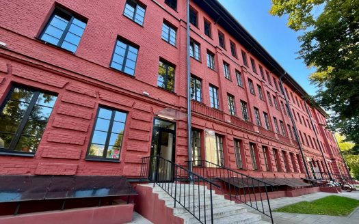Аренда помещения 551,2 кв.м. в здании в замковом стиле — ул. Захарова, 42, Минск
