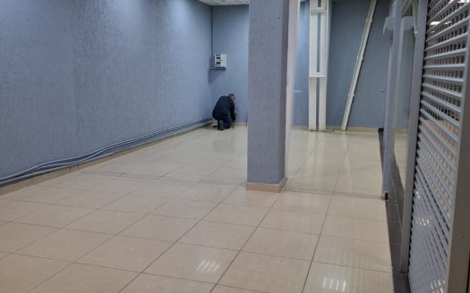 Аренда торгового помещения 54,2 кв.м. -ТЦ «Маяк» — ул. Парижской Коммуны, 2-1 — г. Слуцк